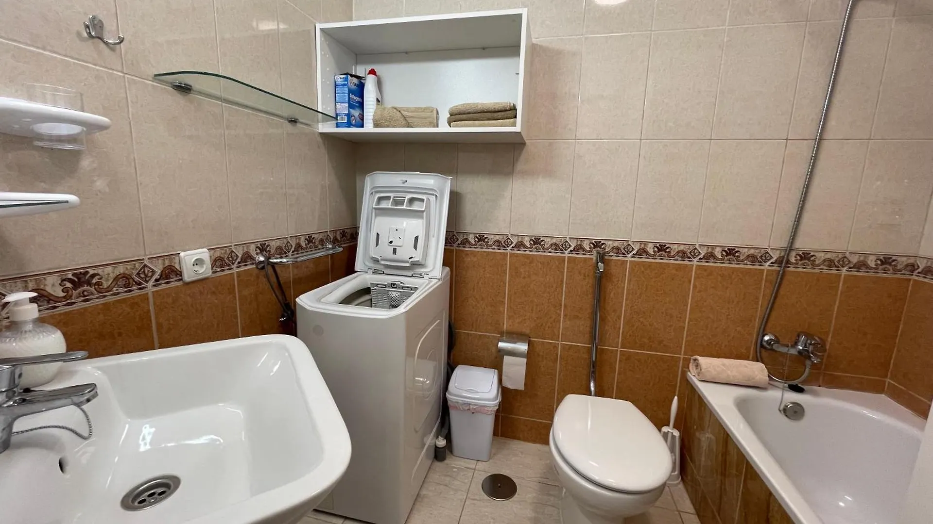 Fantastic Studio In Costa Adeje Near Seafront 아파트